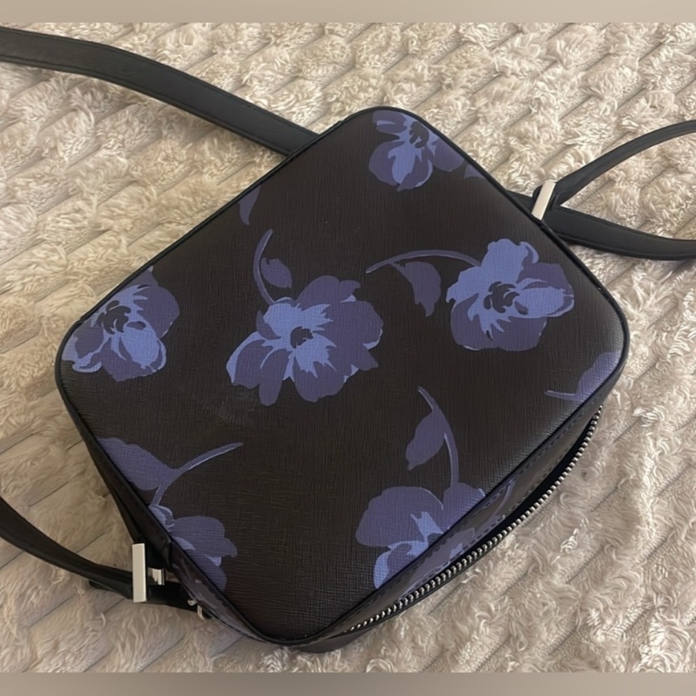 Kate Spade New York EUC 
NEWBURY LANE CAMMIE CROSSBODY - Picture 6 of 15